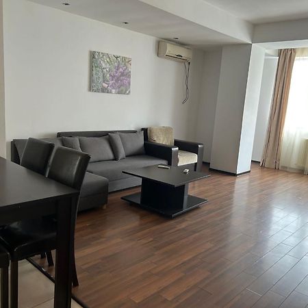 Apartament Summerland Mamaia Nord Buitenkant foto