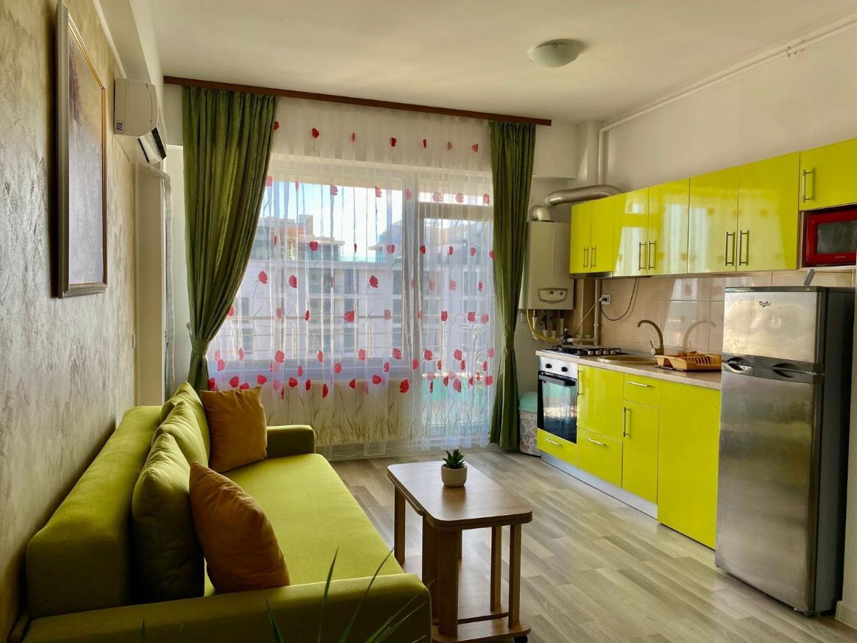 Apartament Summerland Mamaia Nord Buitenkant foto