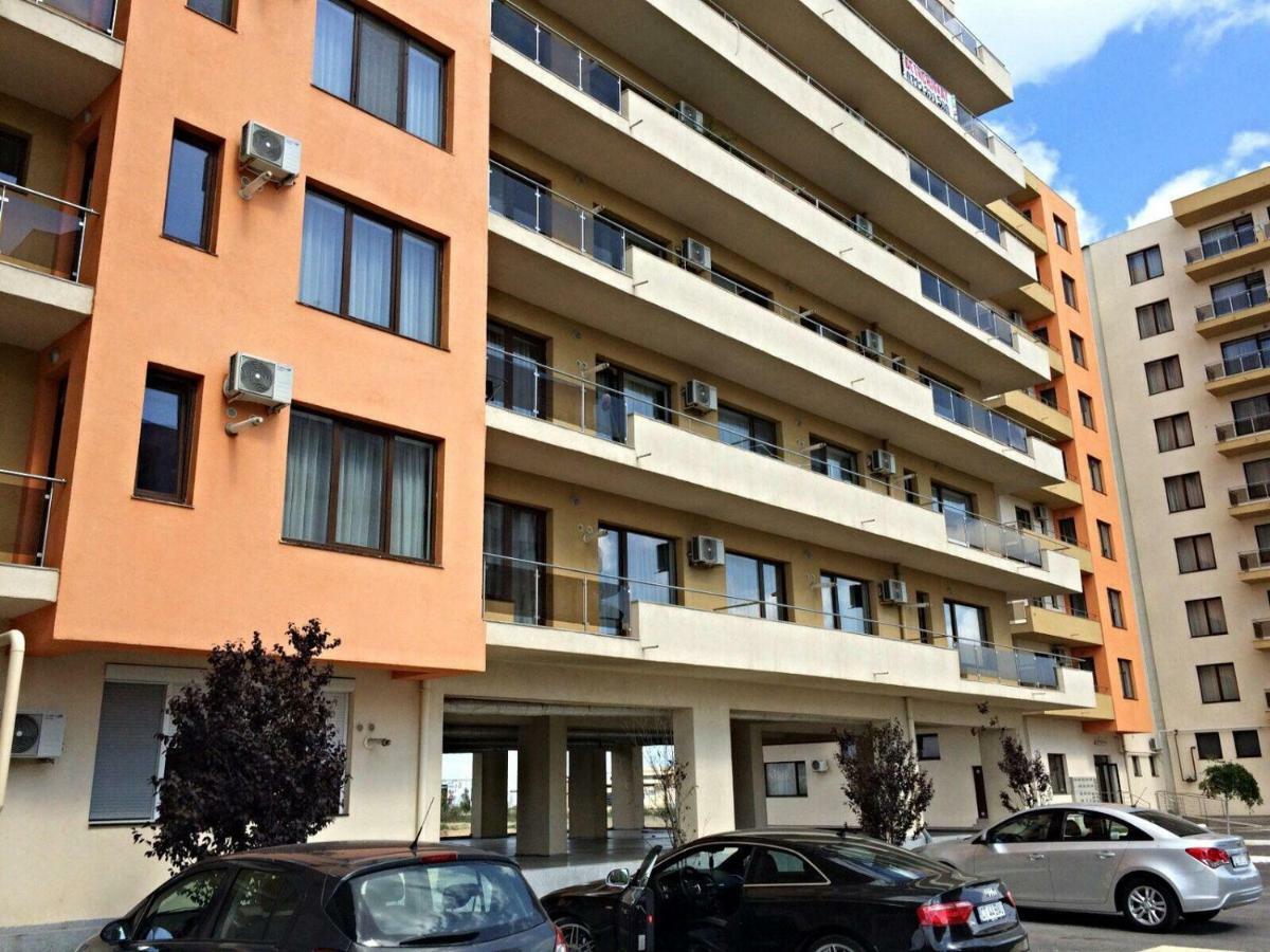 Apartament Summerland Mamaia Nord Buitenkant foto